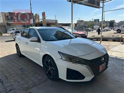 نيسان ألتيما